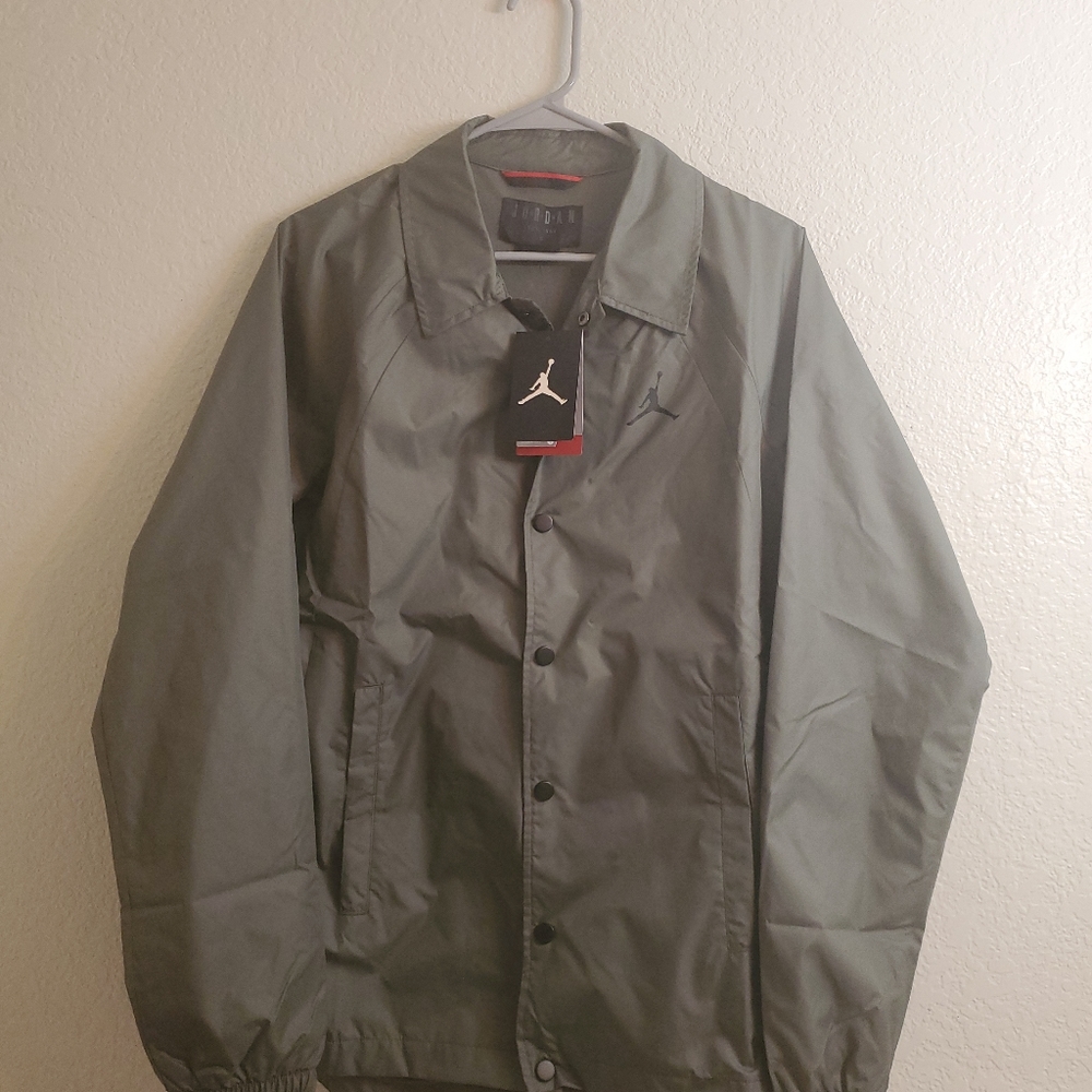 jordan jumpman  strom fit jacket size small $100 - Picture 2 of 4
